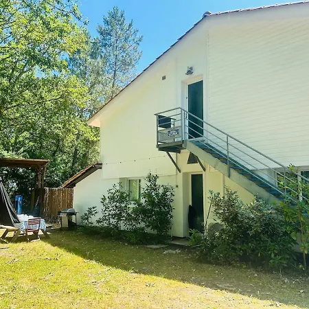 Lacanau, 6 Personnes, A Cote Du Lac, Sous Les Pins Au Calme Ferienhaus *